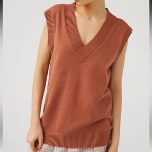 Dark Green Aritzia Sunday Best Winston Sweater Vest
